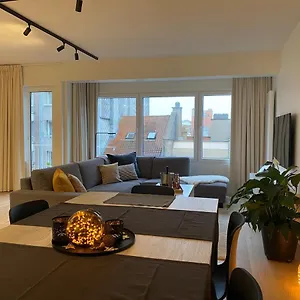 https://chiara-luxueus-rustig-appartement.hotelsghent.com